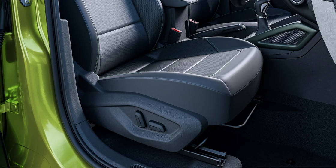 With electrically adjustable and ventilated front seats, enjoy premium comfort in all conditions