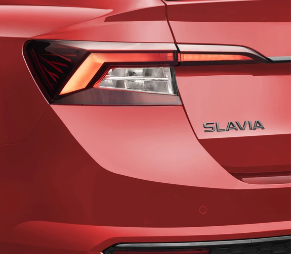 Darkened Tail Lamps 